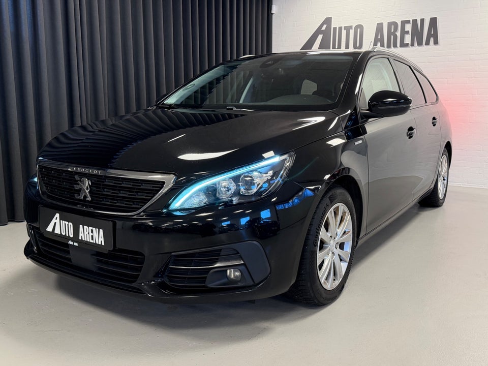 Peugeot 308 1,5 BlueHDi 130 Style SW 5d