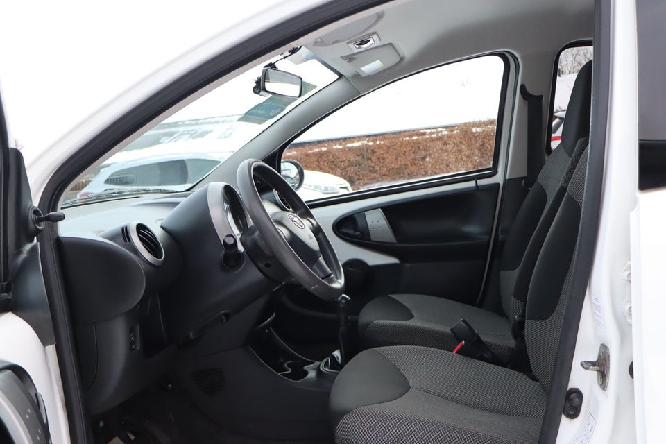 Toyota Aygo 1,0 VVT-i T2 Air Connect 5d