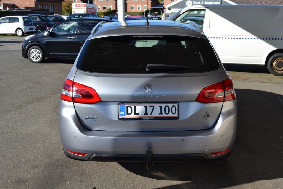 Peugeot 308 1,6 BlueHDi 120 Allure Sky SW 5d