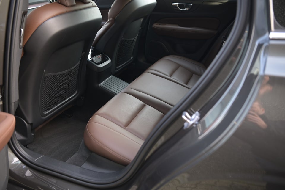 Volvo V60 2,0 T6 ReCharge Inscription aut. AWD 5d