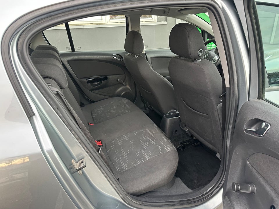 Opel Corsa 1,0 12V Cool 3d