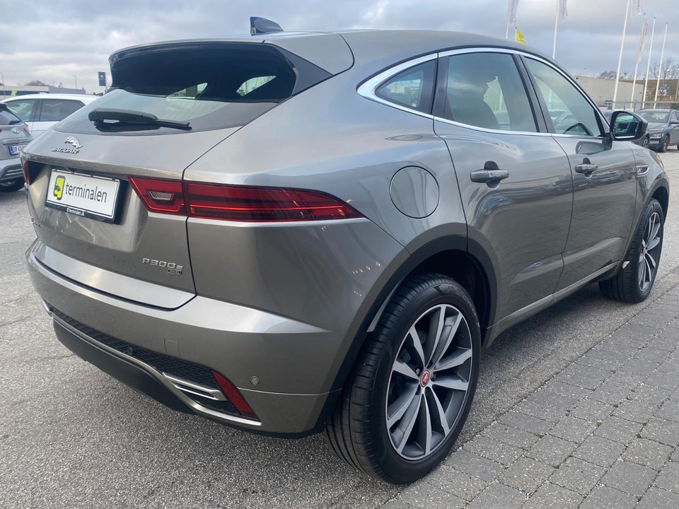 Jaguar E-Pace 1,5 P300e R-Dynamic SE aut. 5d