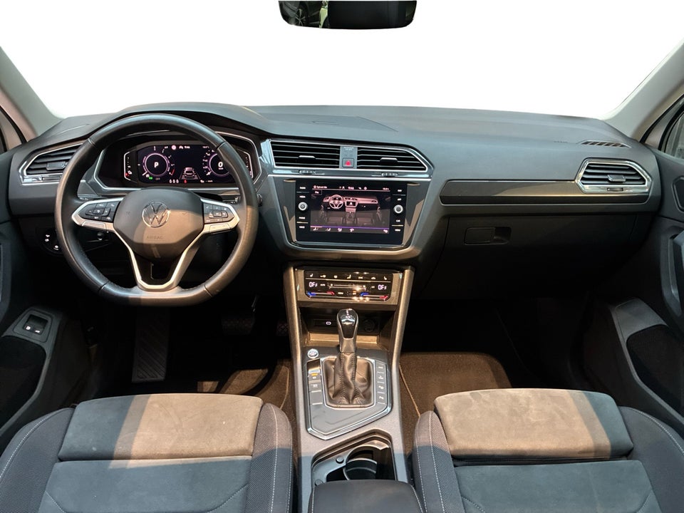 VW Tiguan 1,4 eHybrid Elegance DSG 5d
