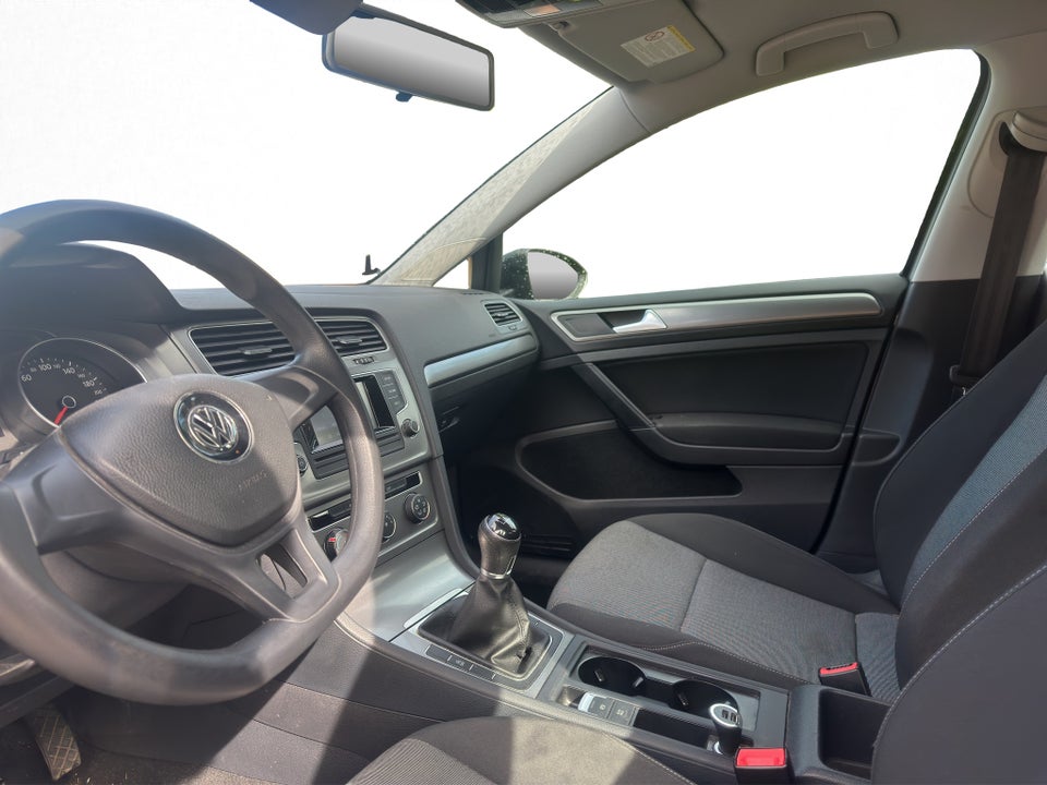 VW Golf VII 1,2 TSi 85 Startline BMT 5d