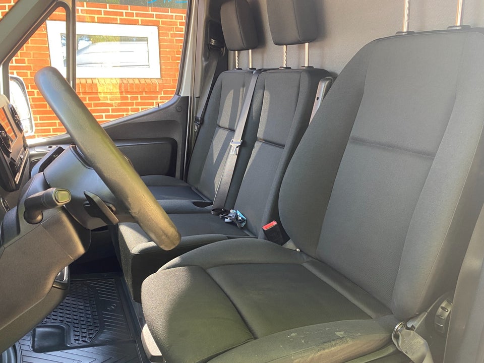 Mercedes Sprinter 319 3,0 CDi A2 Kassevogn aut. RWD