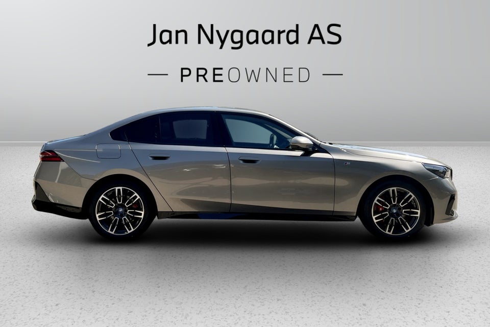 BMW i5 eDrive40 M-Sport Pro 4d