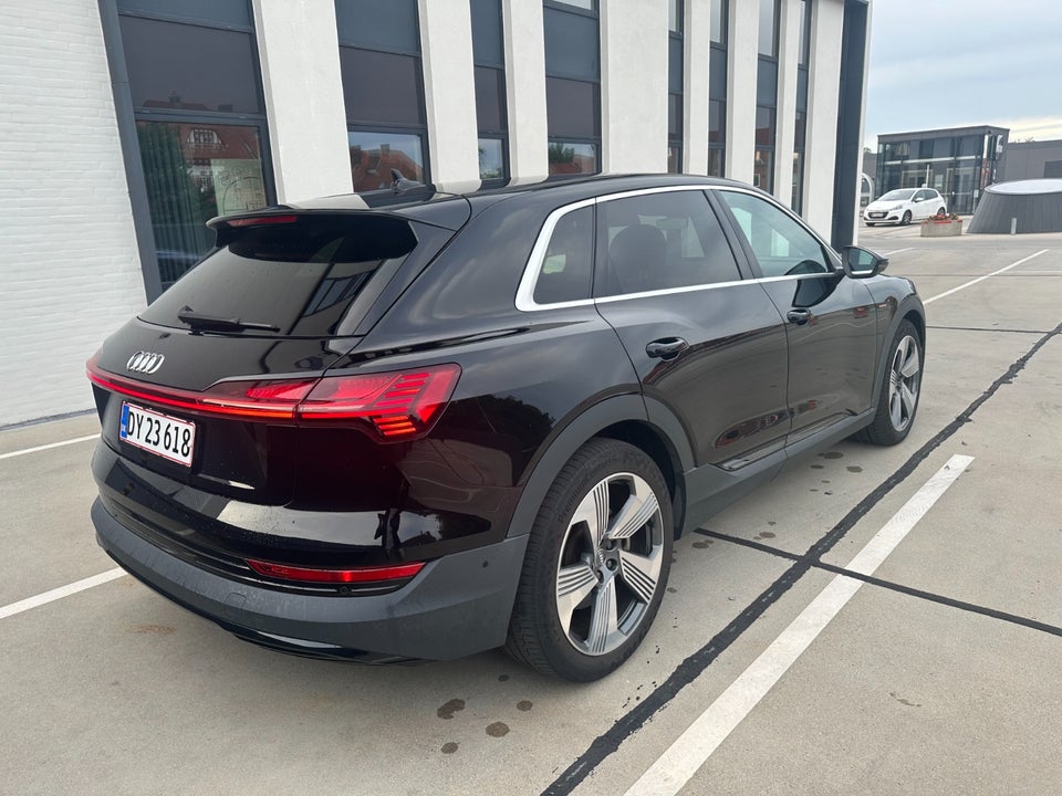 Audi e-tron 50 quattro 5d