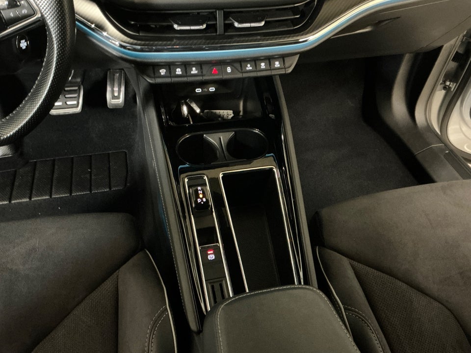 Skoda Enyaq 60 iV Sportline 5d