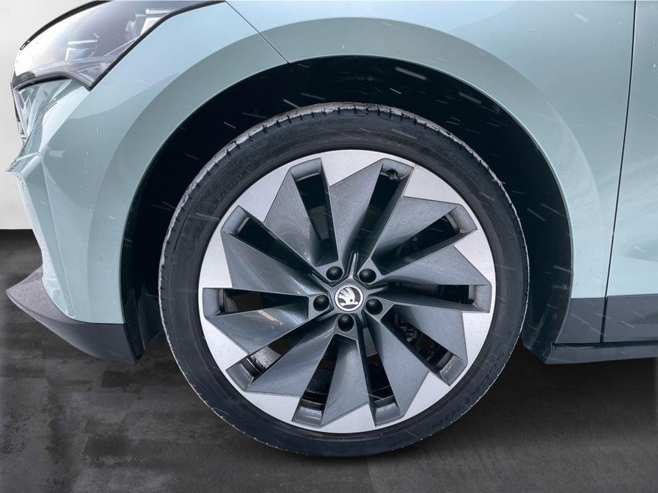 Skoda Enyaq 80 iV Suite 5d