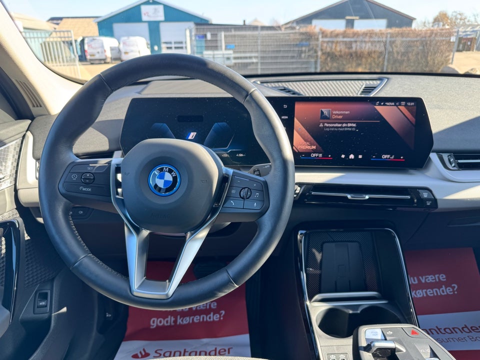 BMW iX1 eDrive20 X-Line 5d