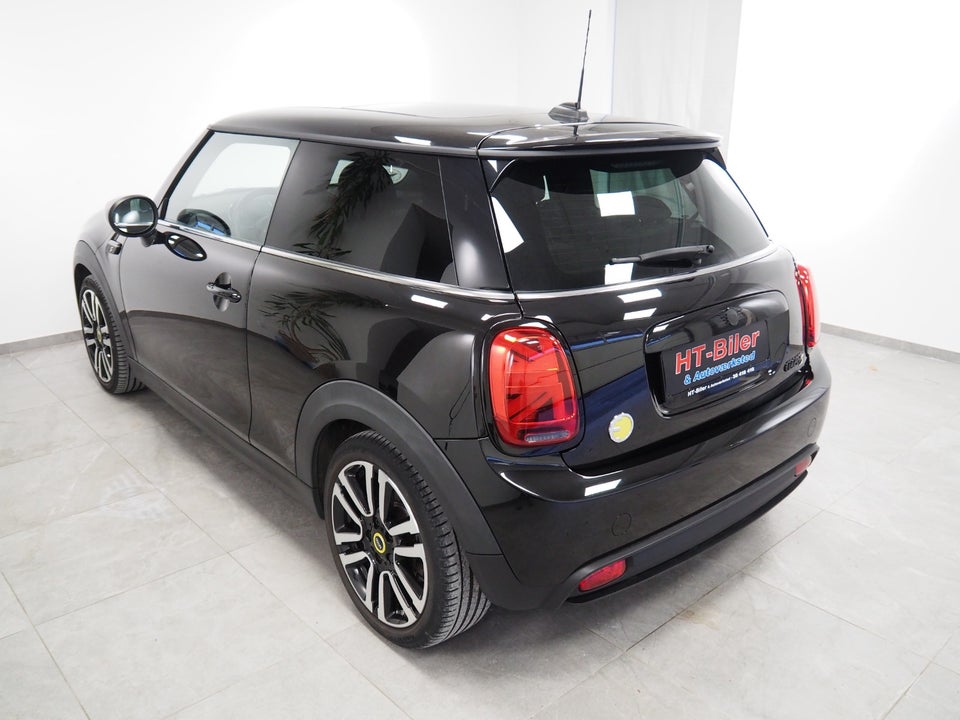MINI Cooper SE Classic Trim 3d