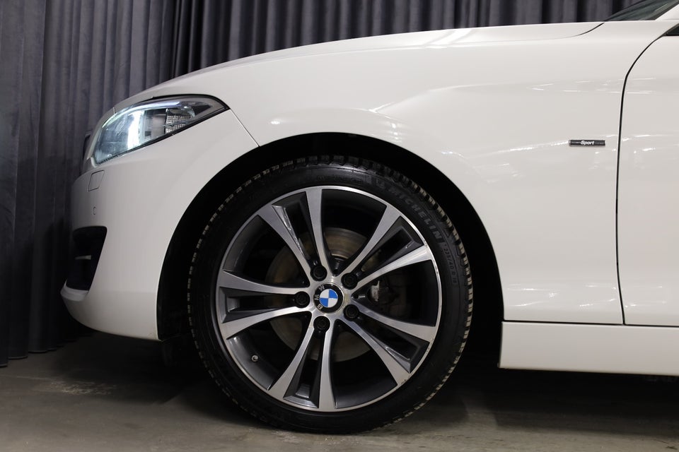 BMW 220i 2,0 Coupé aut. 2d