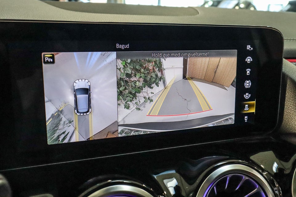 Mercedes EQA350 AMG Line 4Matic 5d