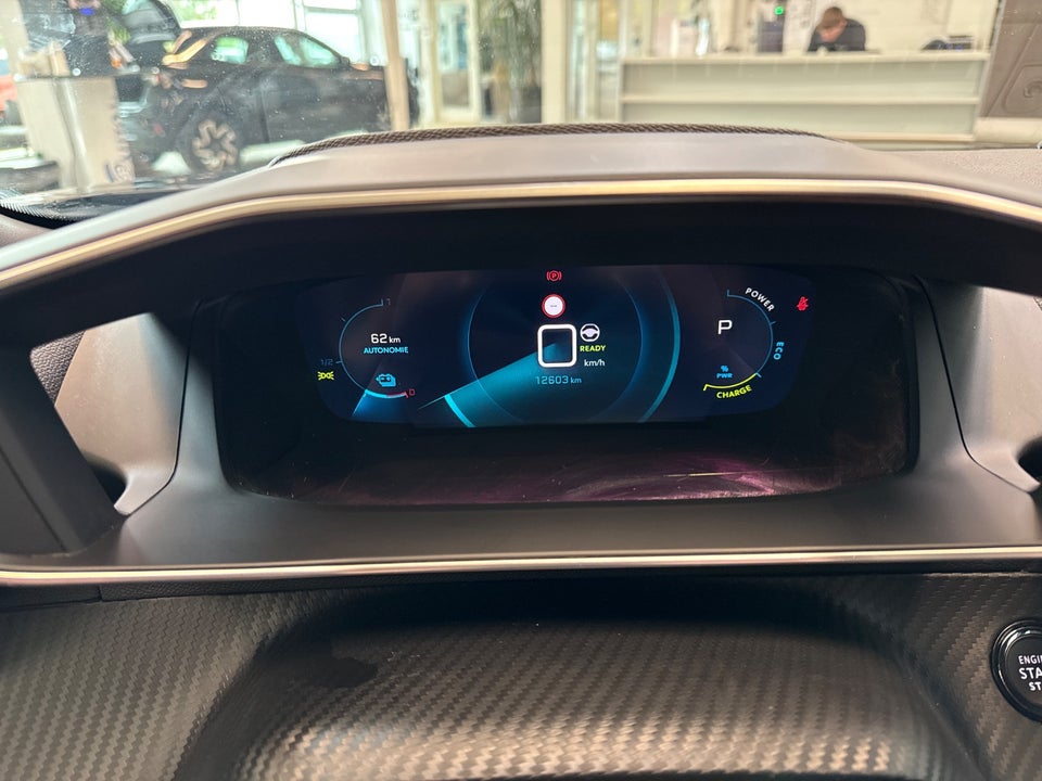 Peugeot e-2008 50 GT 5d