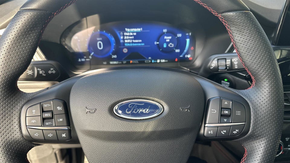 Ford Kuga 2,5 PHEV ST-Line X CVT 5d