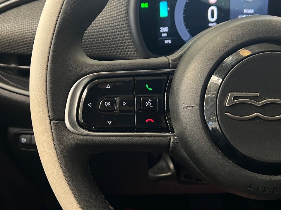 Fiat 500e 42 la Prima by Bocelli Cabrio 2d