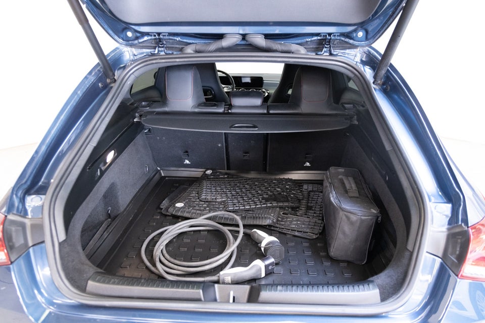 Mercedes CLA250 e 1,3 AMG Line Shooting Brake aut. 5d