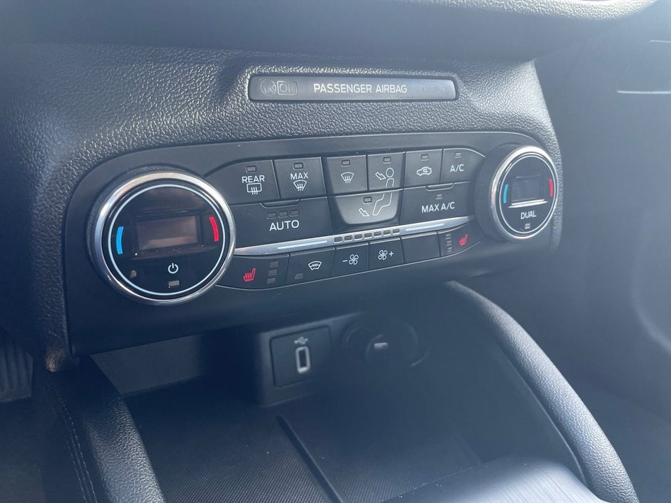 Ford Focus 1,0 EcoBoost Titanium aut. 5d