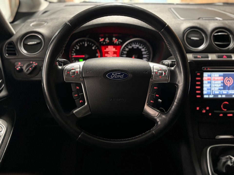 Ford S-MAX 2,0 TDCi 163 Collection 7prs 5d