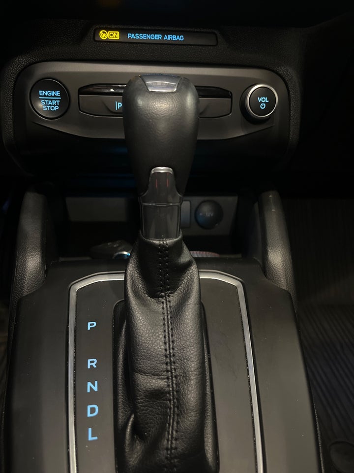 Ford Focus 1,0 EcoBoost mHEV Titanium stc. DCT 5d