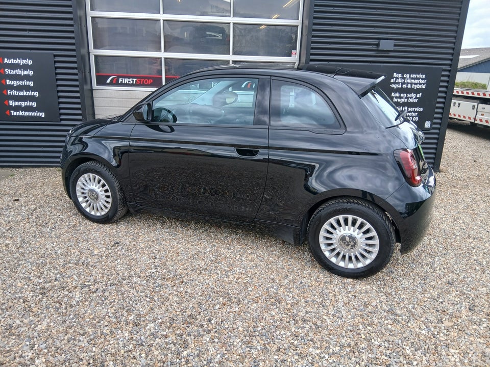 Fiat 500e 42 Icon 3+1 4d
