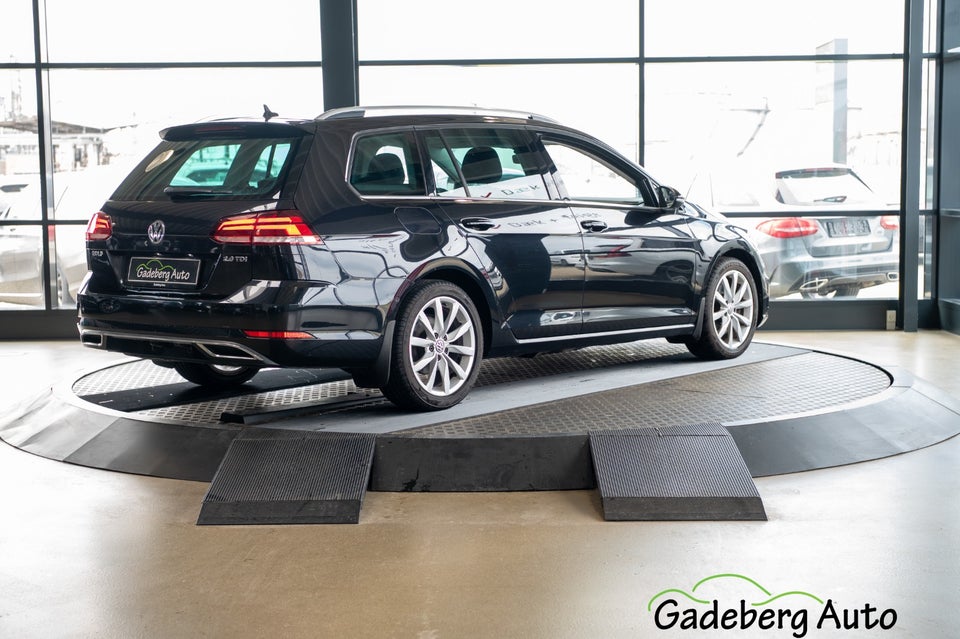 VW Golf VII 2,0 TDi 150 Highline Variant DSG 5d