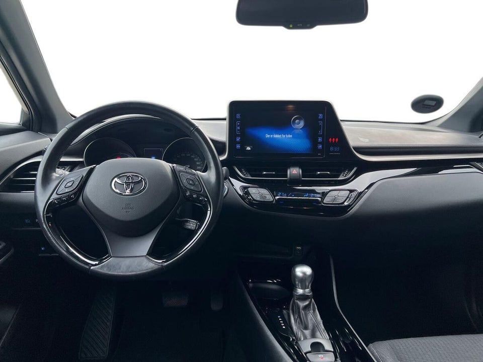 Toyota C-HR 1,8 Hybrid Premium Selected CVT 5d