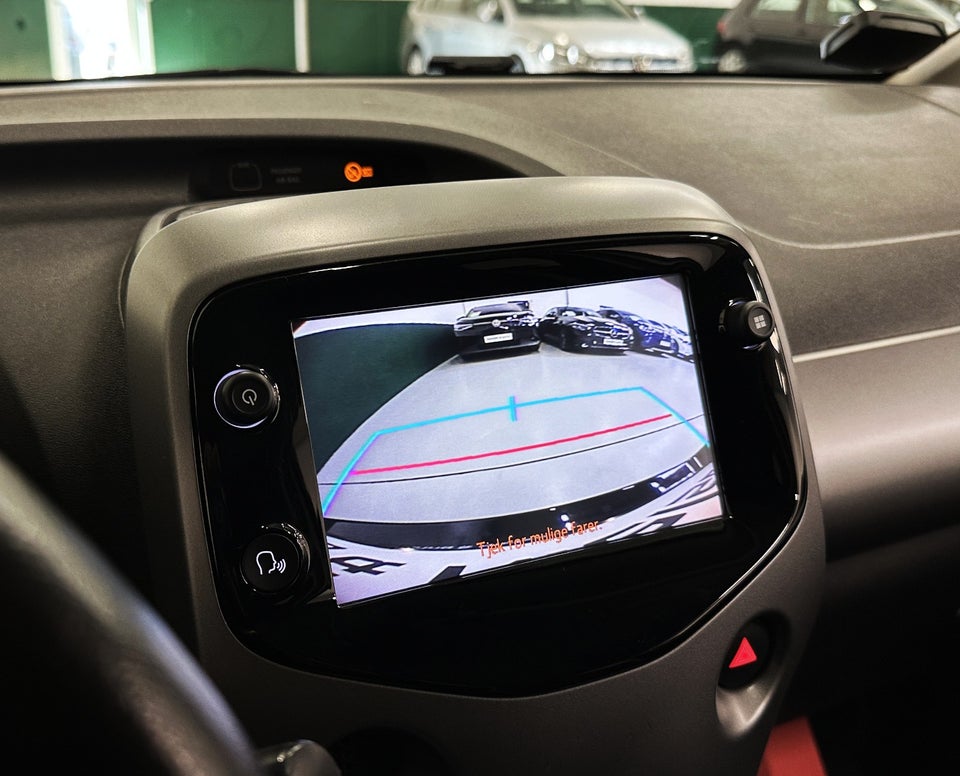 Toyota Aygo 1,0 VVT-i x-press 5d