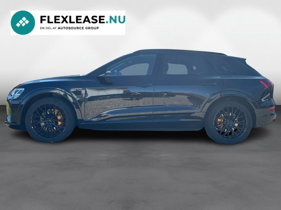 Audi e-tron 55 quattro 5d