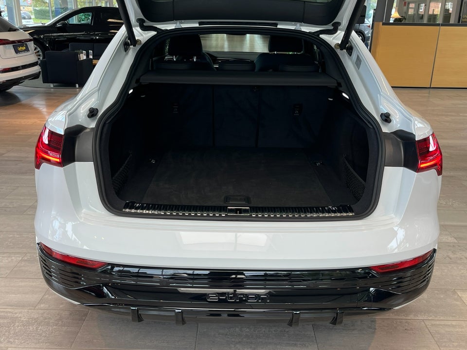 Audi Q8 e-tron 55 S-line Sportback quattro 5d