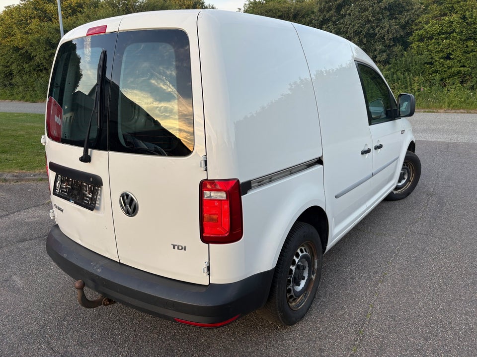 VW Caddy 2,0 TDi 102 BlueMotion Van 4d
