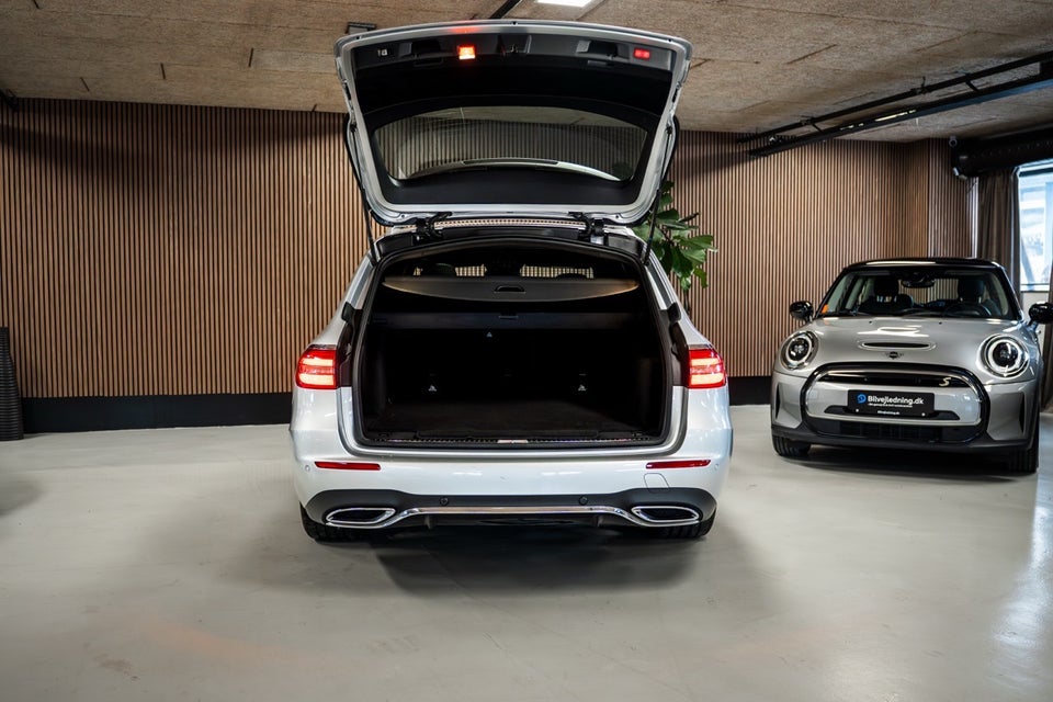 Mercedes E220 d 2,0 aut. 4Matic 4d