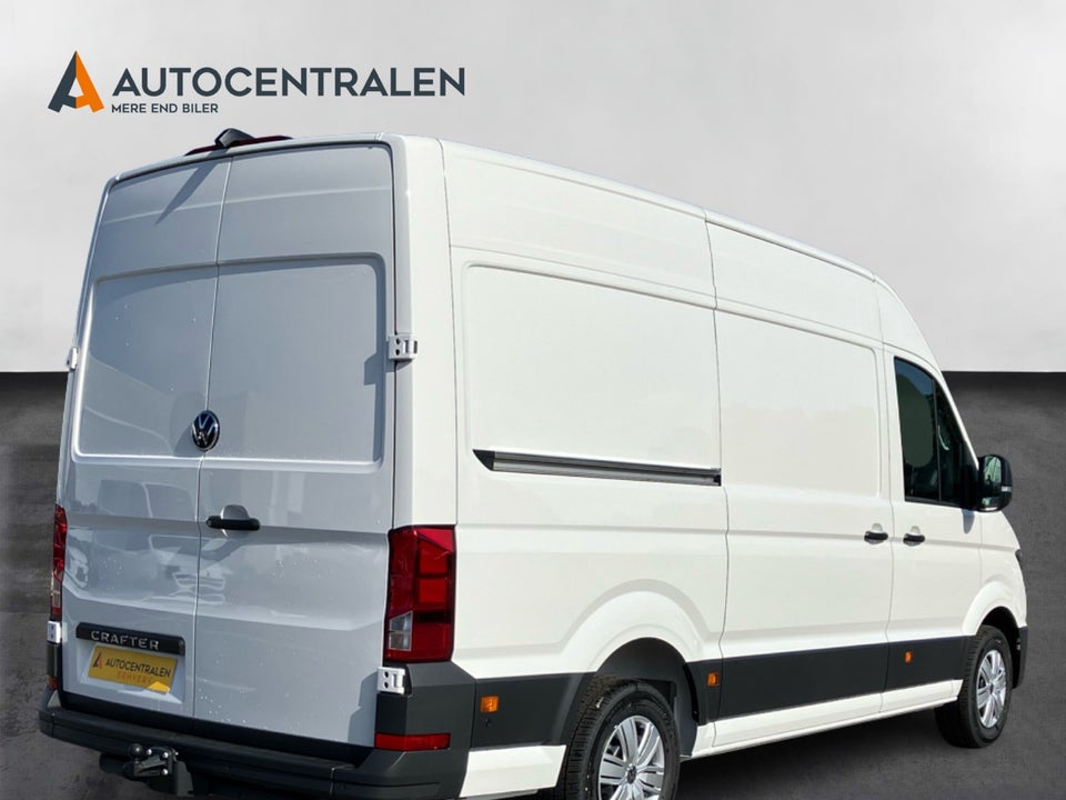 VW Crafter 35 2,0 TDi 163 Kassevogn L3H3 aut. RWD