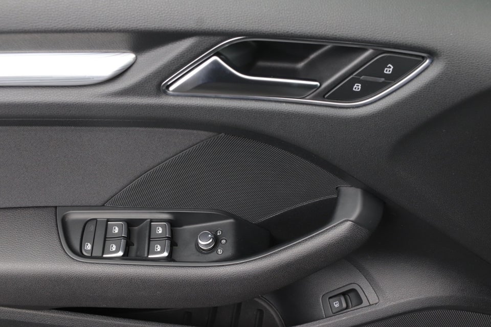 Audi A3 40 TFSi e Sport Sportback S-tr. 5d