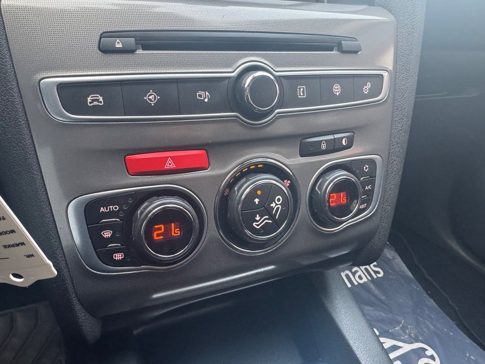 Citroën C4 1,6 BlueHDi 100 Feel Complet Van 5d