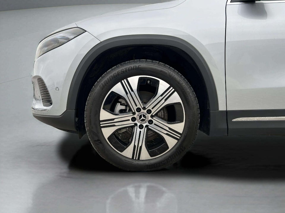 Mercedes EQA250+ Progressive 5d