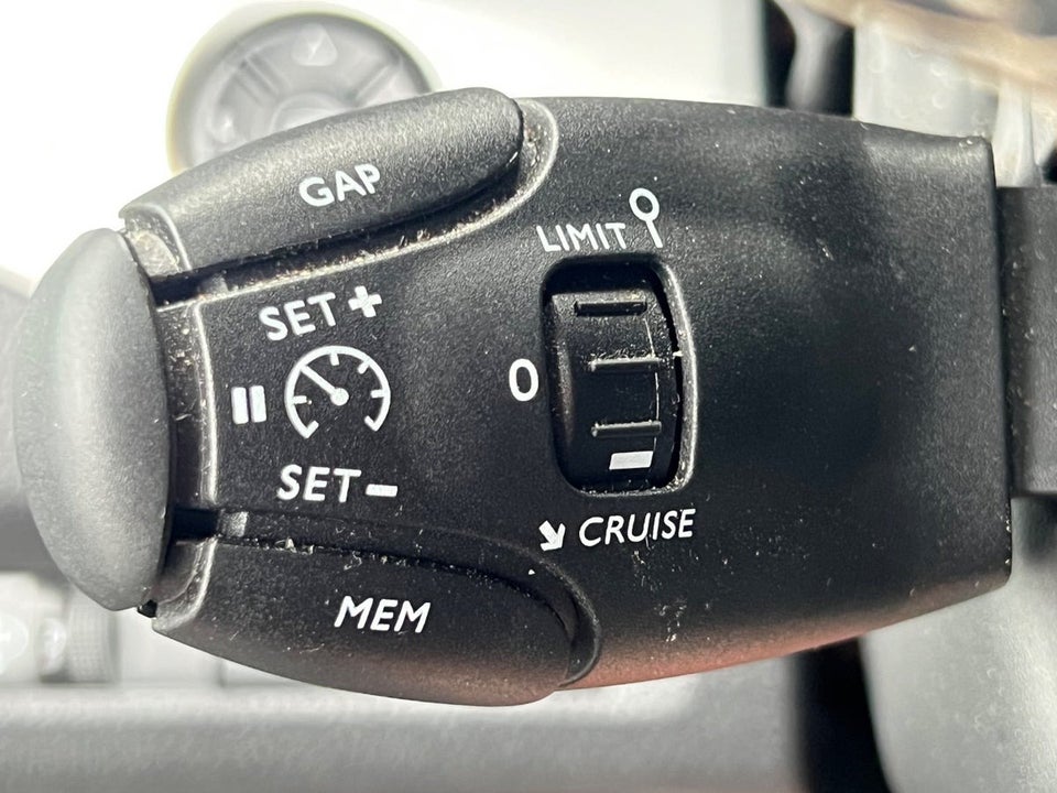 Peugeot Expert 2,0 BlueHDi 122 L2 Ultimate EAT8 Van