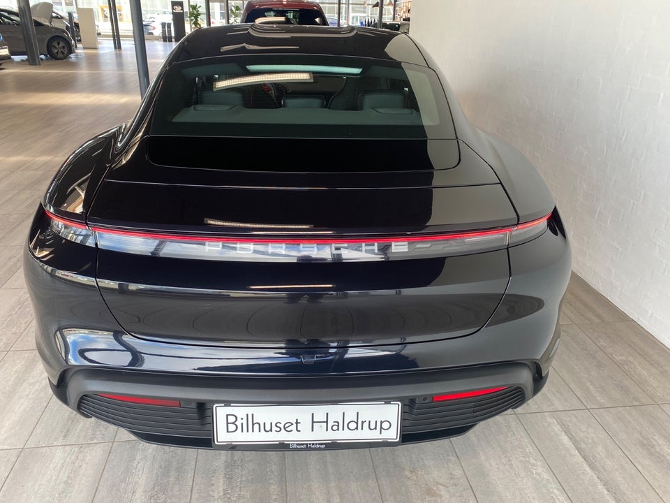 Porsche Taycan 4S Performance+ 4d