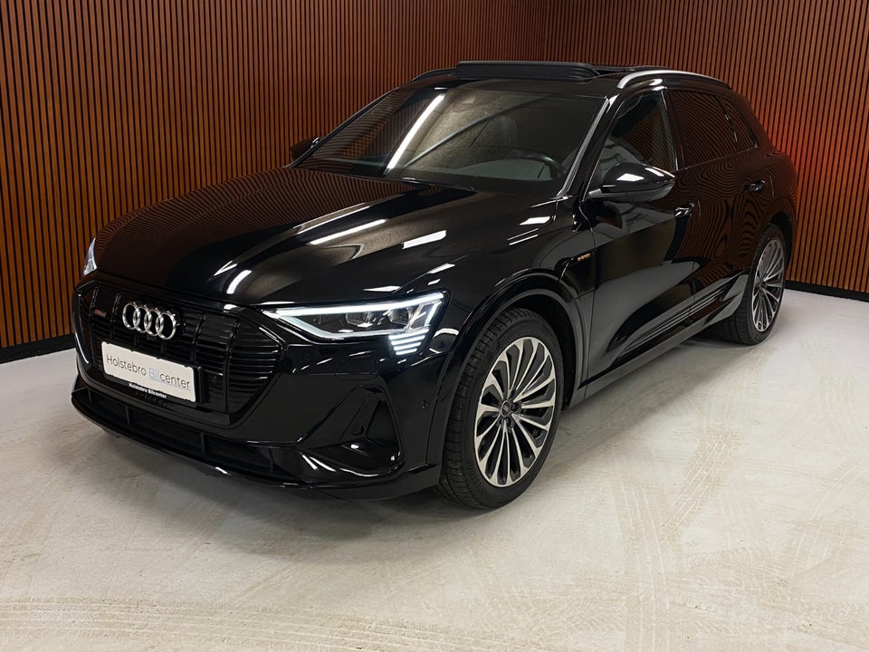 Audi e-tron 55 S-line quattro 5d