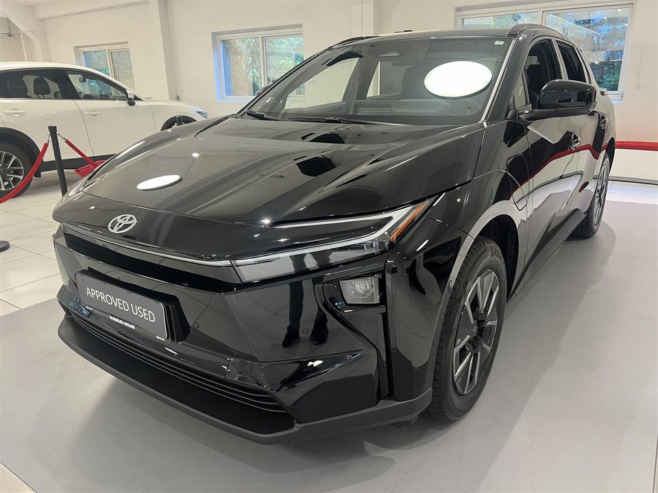 Toyota bZ4X 73 Executive AWD 5d