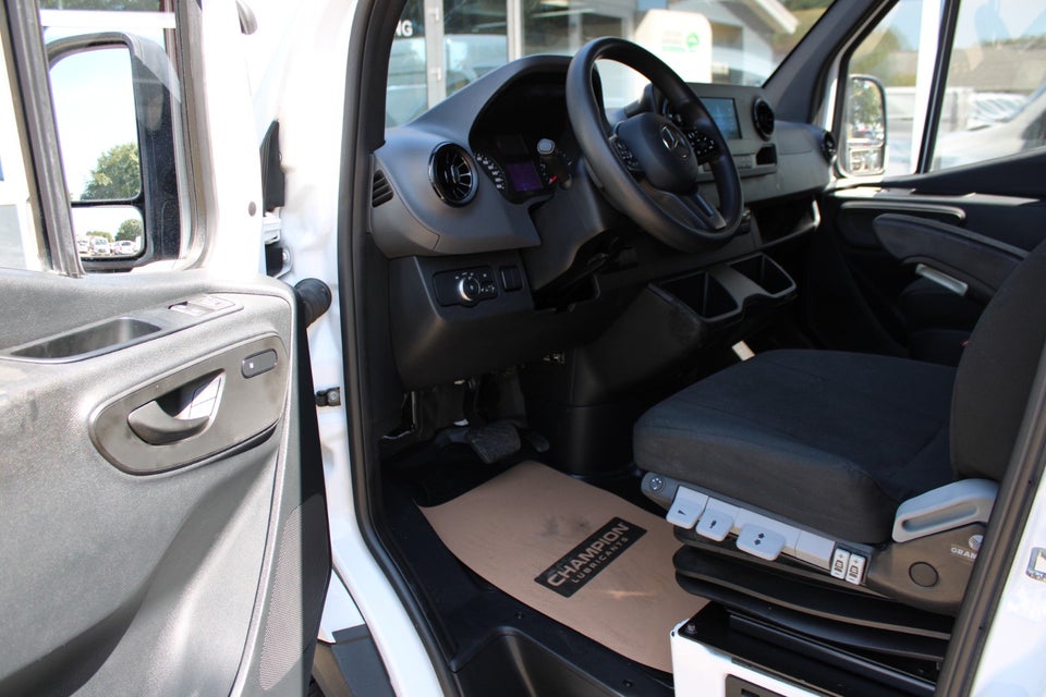 Mercedes Sprinter 317 2,0 CDi A3 Kassevogn aut. RWD