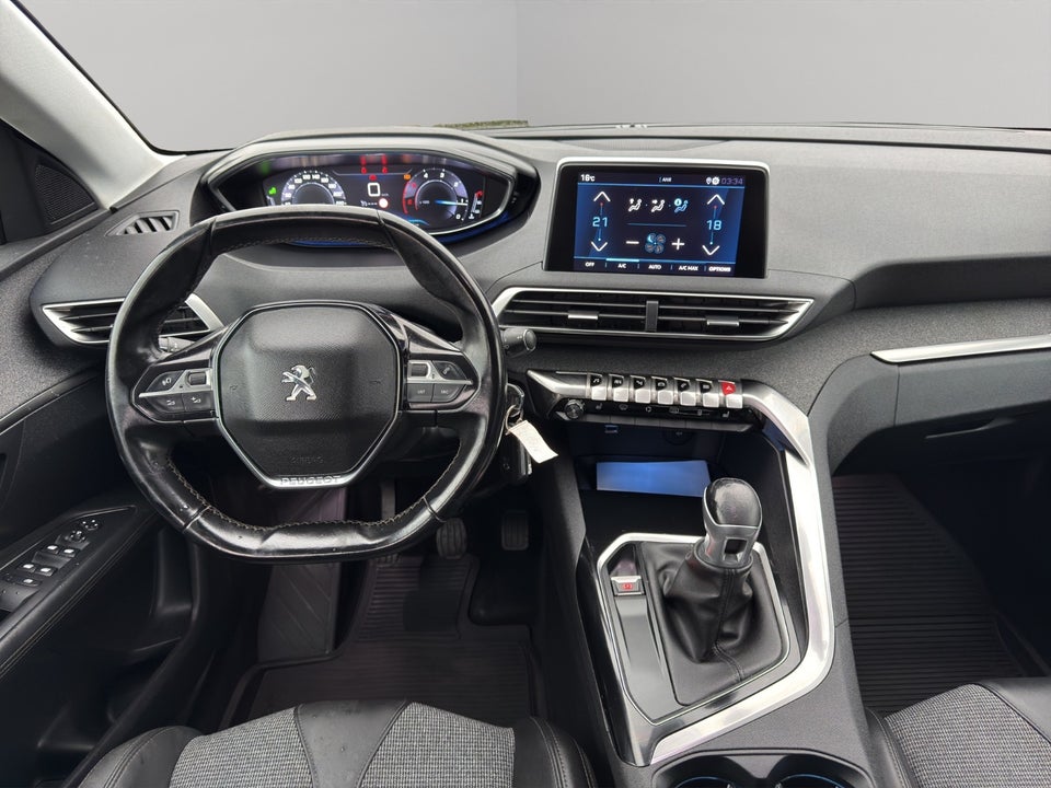Peugeot 3008 1,5 BlueHDi 130 Allure 5d
