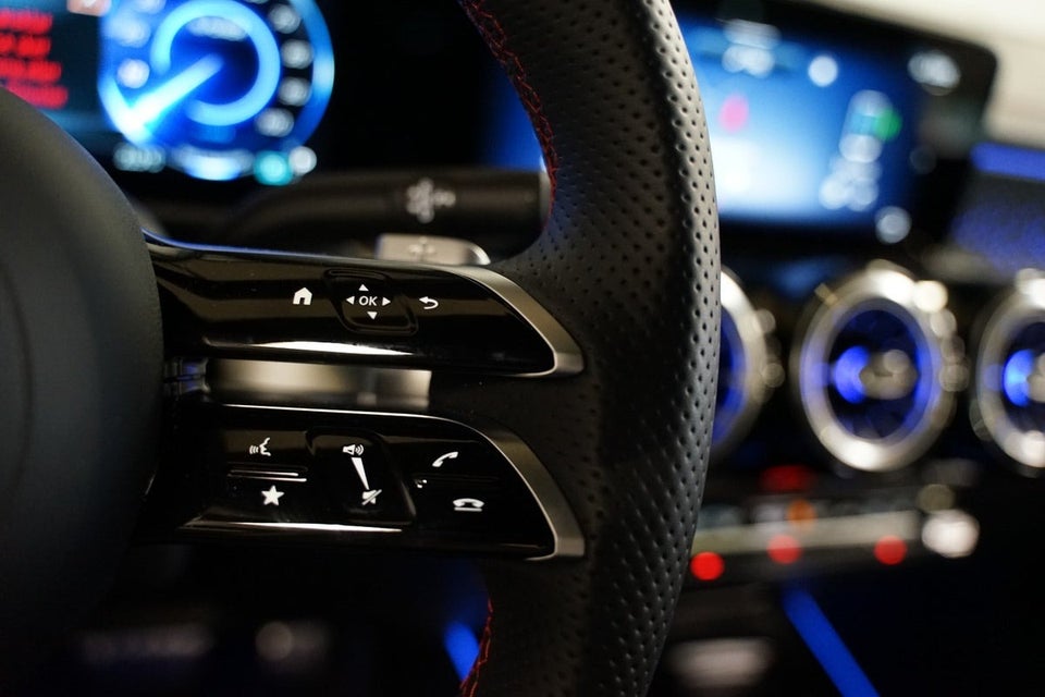 Mercedes EQB250+ AMG Line 5d