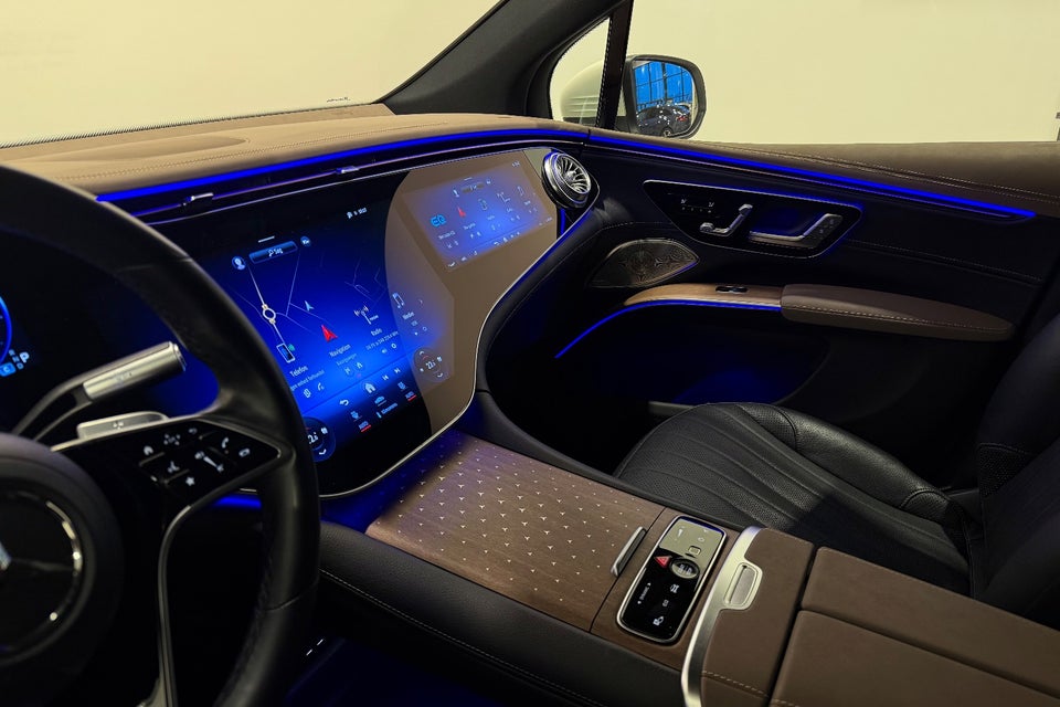 Mercedes EQS450+ SUV Electric Art 7prs 5d