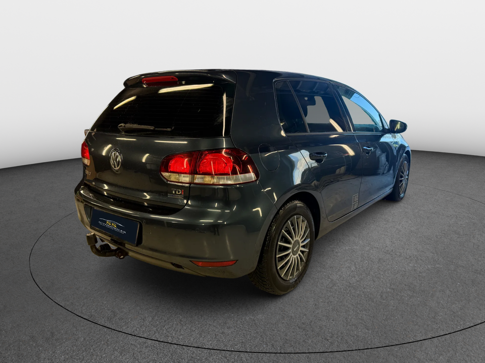 VW Golf VI 1,6 TDi 105 Comfortline Variant DSG BMT Van 5d