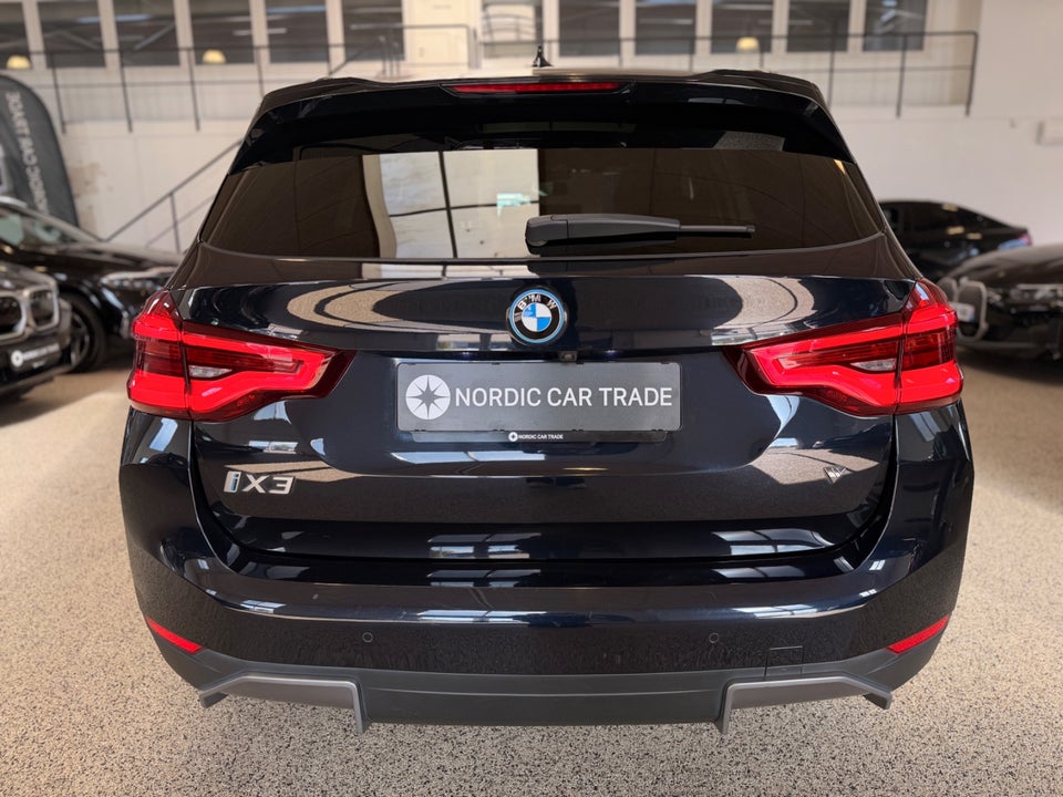BMW iX3 Charged 5d