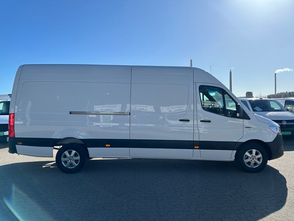 Mercedes eSprinter 414 113 A3 Kassevogn SELECT