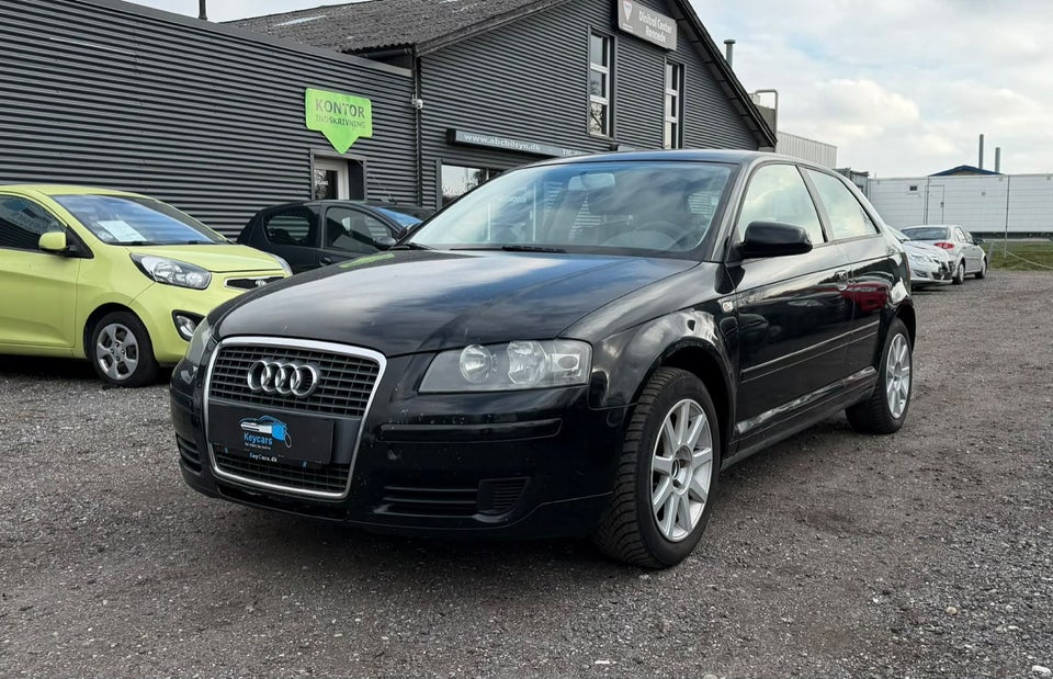 Audi A3 1,6 Attraction 3d