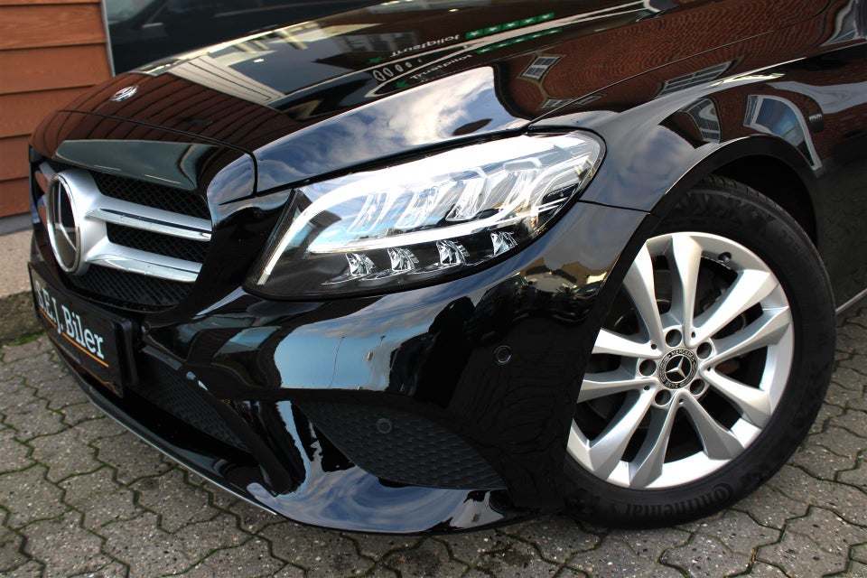 Mercedes C220 d 2,0 Avantgarde stc. aut. 5d