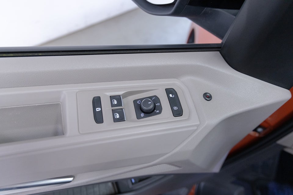 VW Multivan 1,4 eHybrid Life DSG kort